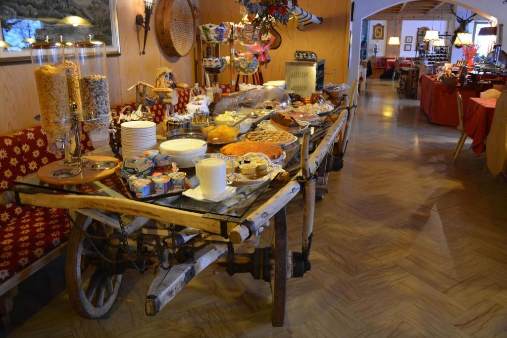 Hotel La Montanina Ливиньо Екстериор снимка